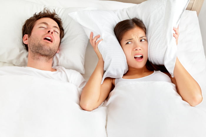 5 Telling Signs You Are Living With Sleep Apnea